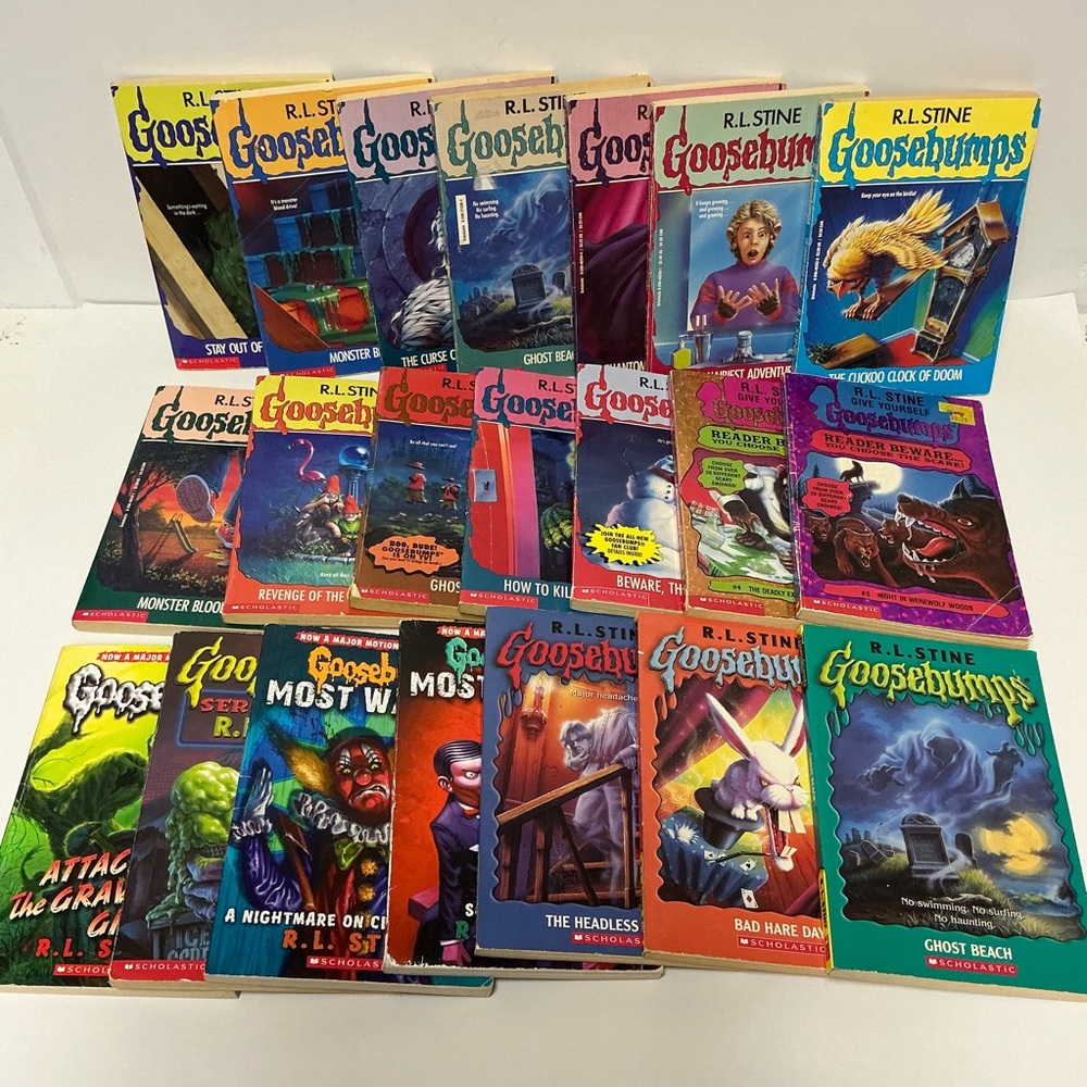 Goosebumps Paperback Book Lot - R.L. Stine Collection - 21 Books